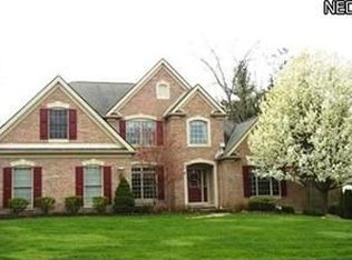 5419 Riverview Dr, North Royalton, OH 44133