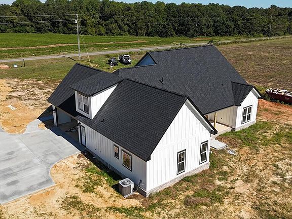 5th image of 1880 County Road 17