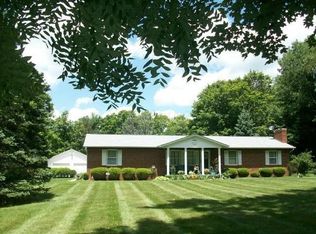 2182 Rainbow Dr NE, Lancaster, OH 43130