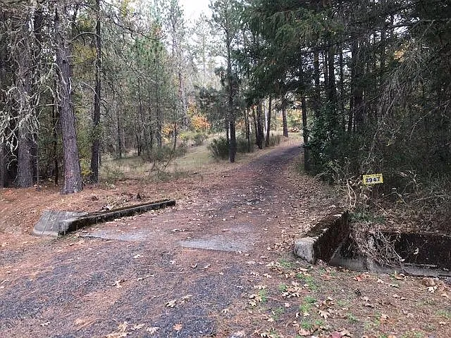 2947 Woodland Park Rd photo 1