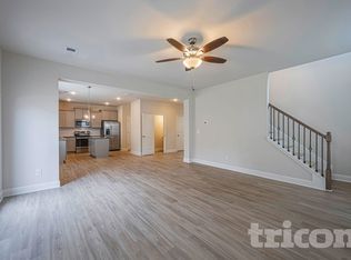 501 Slyfox Ln, Canton, GA 30115