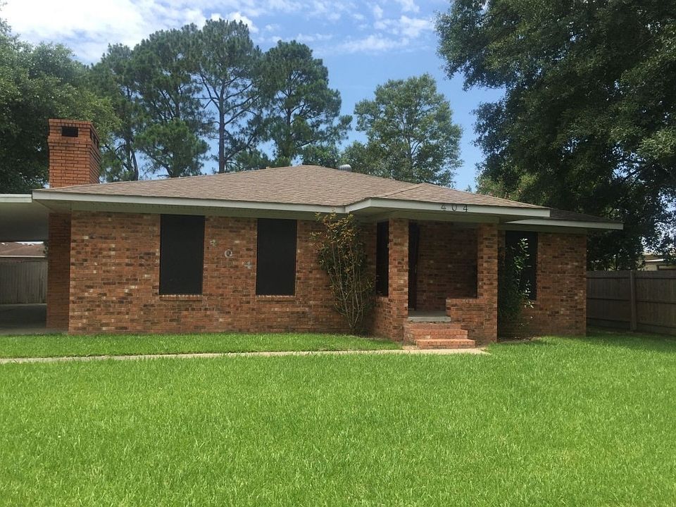 1st image of 404 Evangeline St