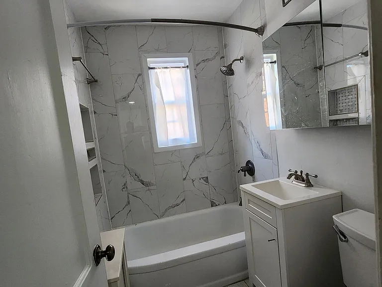 1222 N Meade St #15 — Photo 11