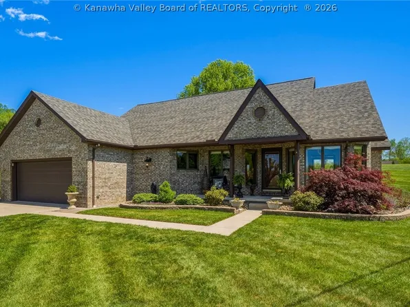 1 Beth Ln, Milton, WV 25541