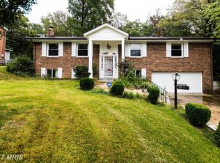 5900 Rayburn Dr, Temple Hills, MD 20748