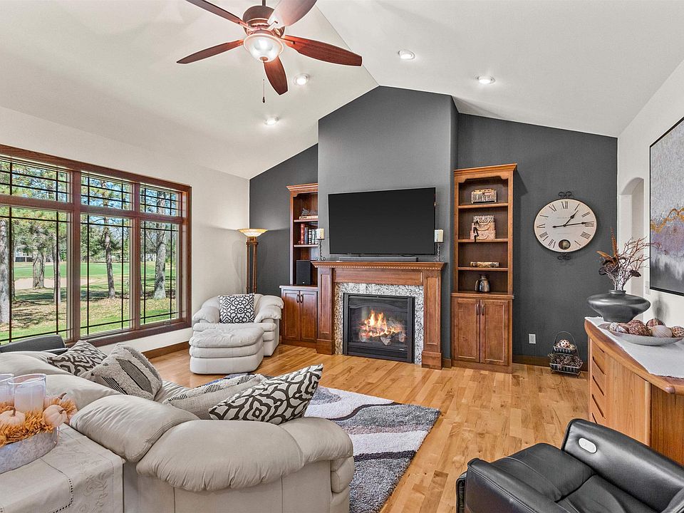 1st image of 370 Pinehurst Dr #A