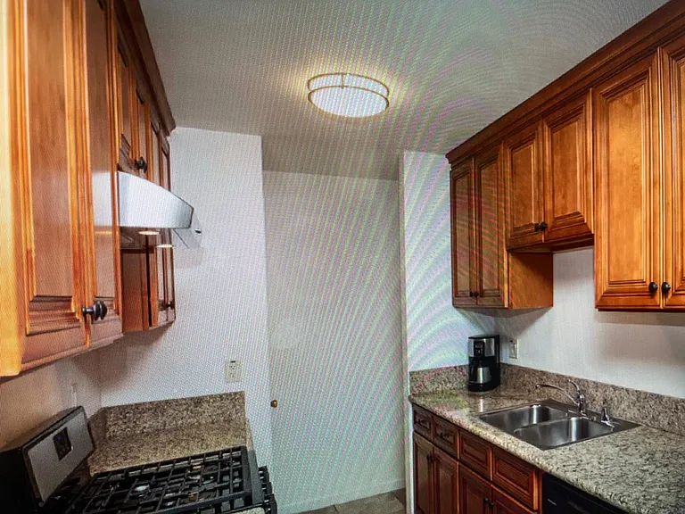 1330 E San Bruno Ave #103 — Photo 3