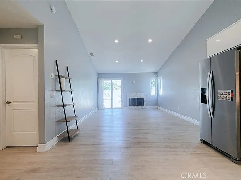 2470 Saratoga Ln — Photo 8
