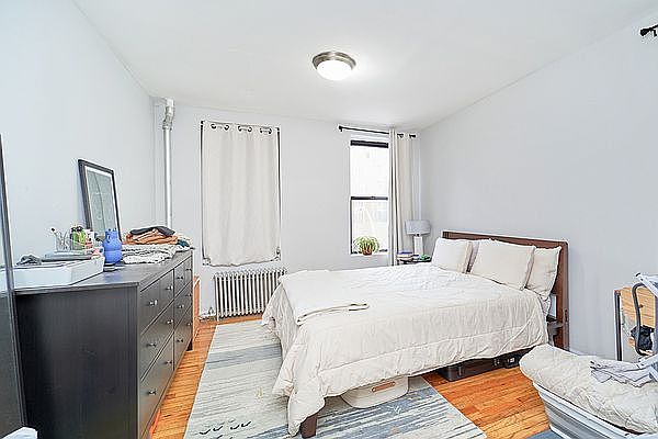 1st image of 1741 1st Ave #4