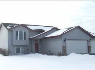 7729 385th St, North Branch, MN 55056