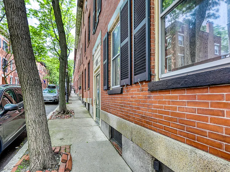 61 Baldwin St #2 — Photo 8