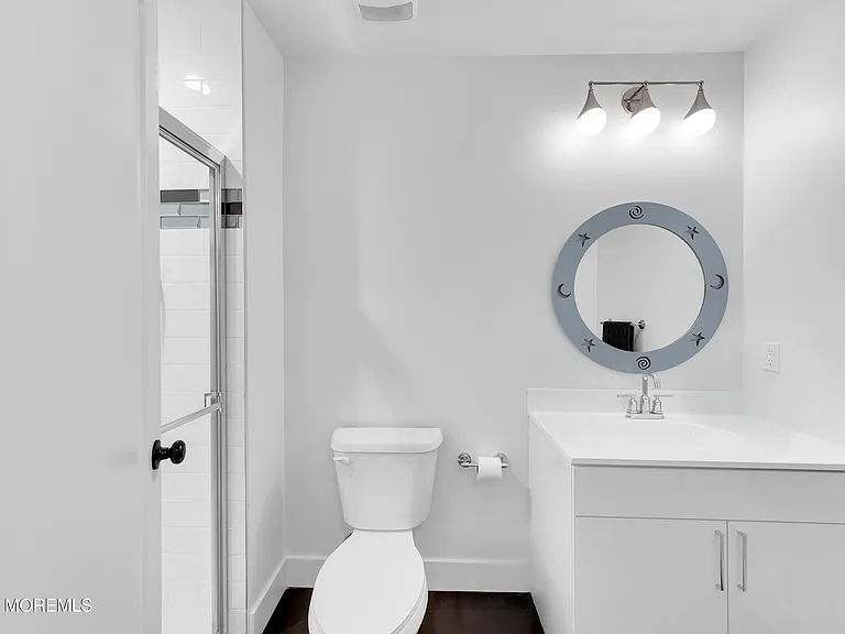 1675 Saint Regis Ct — Photo 32