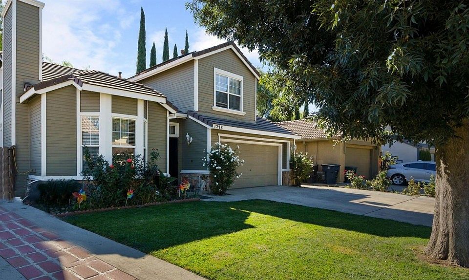 1st image of 1228 Palomino Dr