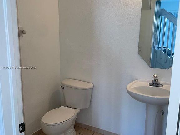 4th image of 11476 NW 78th Ter