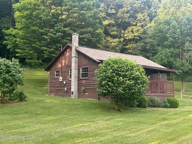 5th image of 71 SE Hollow Road