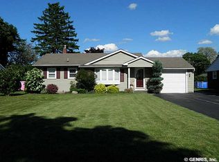 23 Bayberry Ln, Rochester, NY 14616
