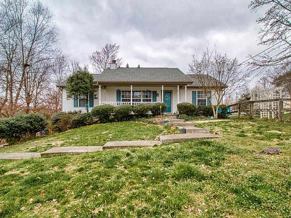 2nd image of 4523 Twin Pines Dr