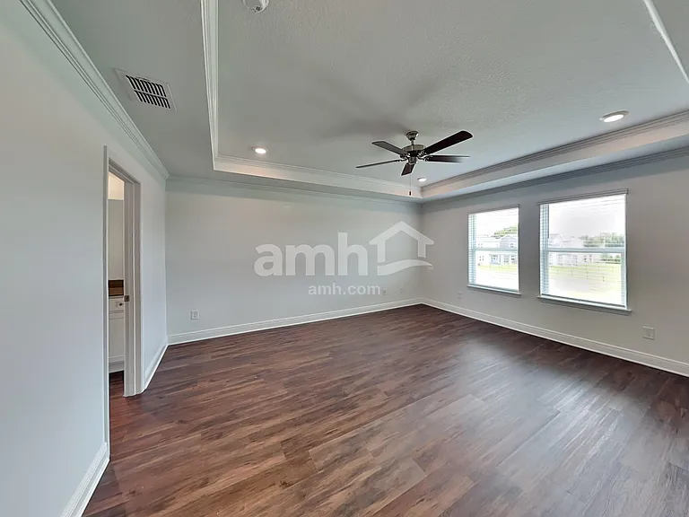 14628 Cedar Mill Dr — Photo 12