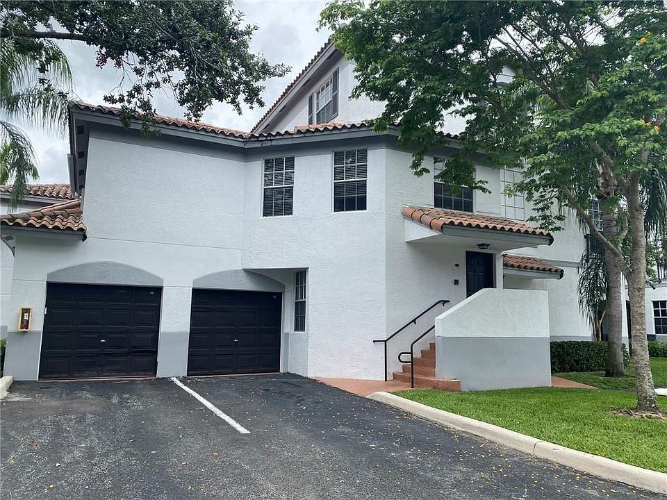 1st image of 775 SW 148th Avenue #1611
