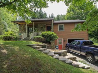 85 Higgins Rd, Wynantskill, NY 12198