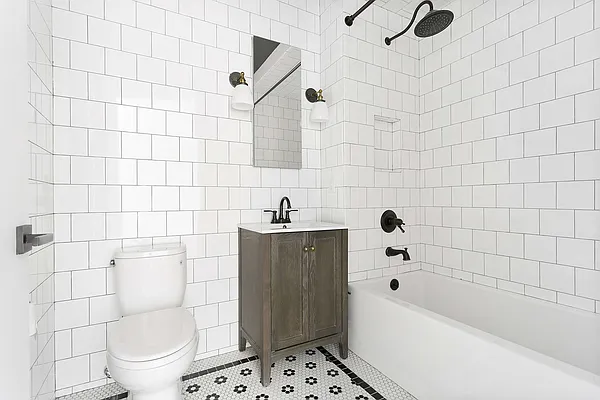 Rented by Compass | media 7