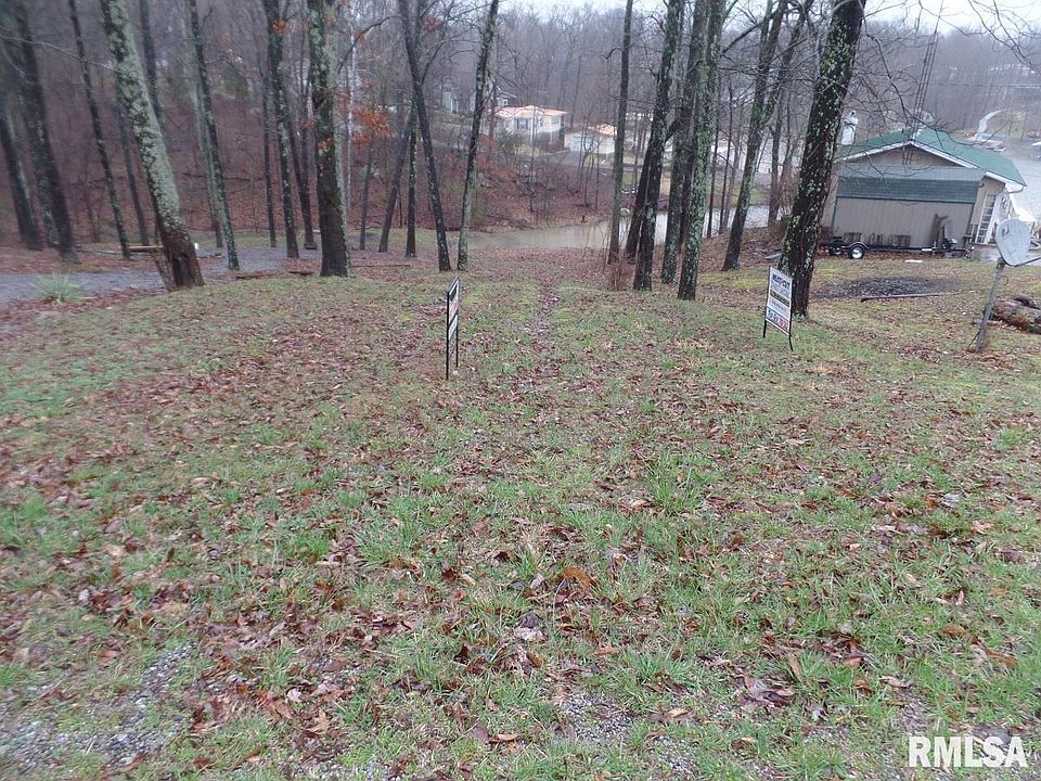 1st image of 560 Marina Cir