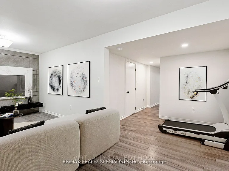 3500 Glen Erin Dr #55 — Photo 23