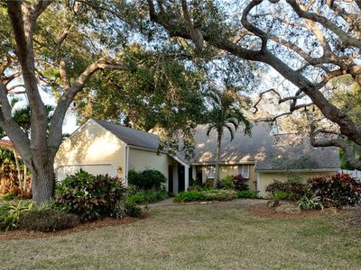 1863 Buccaneer Ct, Sarasota, FL, 34231