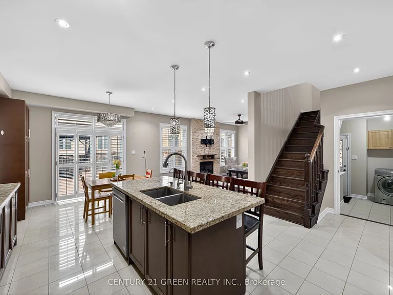 50 Bellcrest Rd — Photo 13