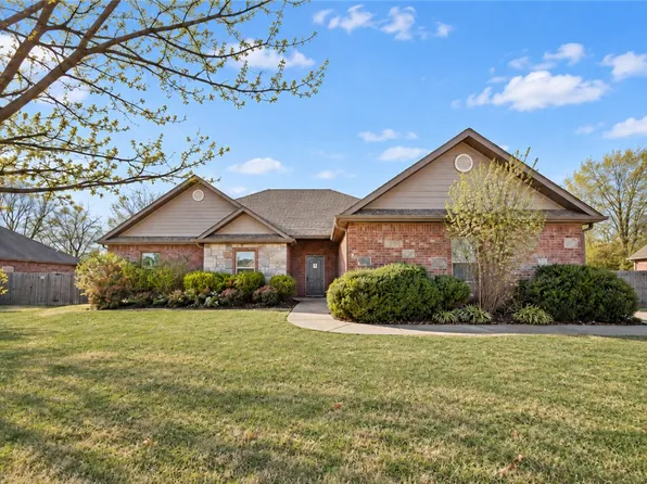 510 Grandview Dr, Prairie Grove, AR 72753