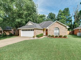 208 Timberwood Dr, Monroe, LA 71203
