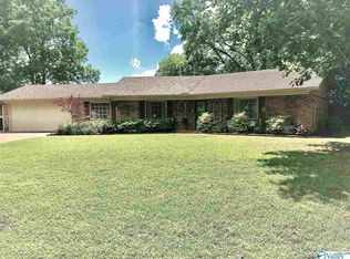 12008 Queens Pl SE, Huntsville, AL 35803