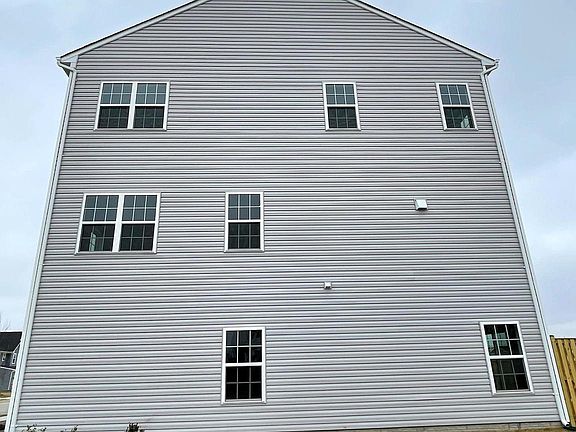 2nd image of 200 Norland Knoll Dr