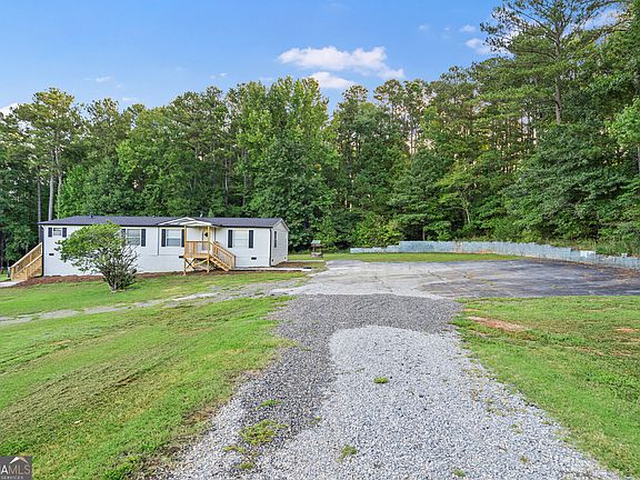 3rd image of 1089 Cannon Farm Rd