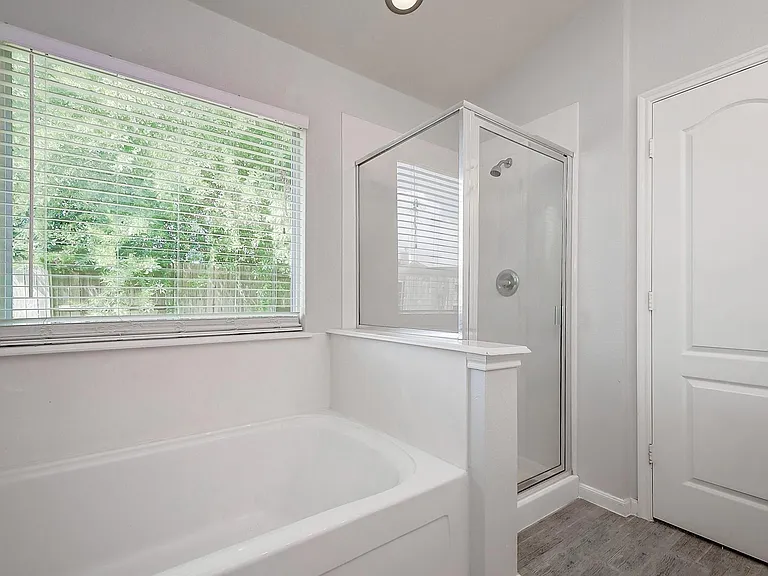 5506 Gable Meadows Dr — Photo 17