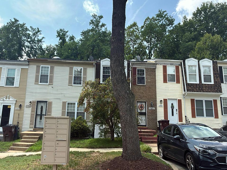 2nd image of 5759 Falkland Pl