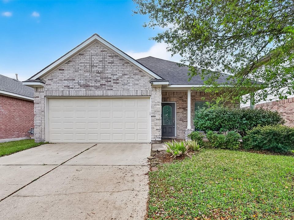 1st image of 6431 Applewood Forest Dr