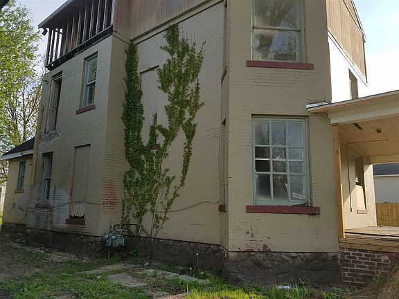 4th image of 621 W Marion St