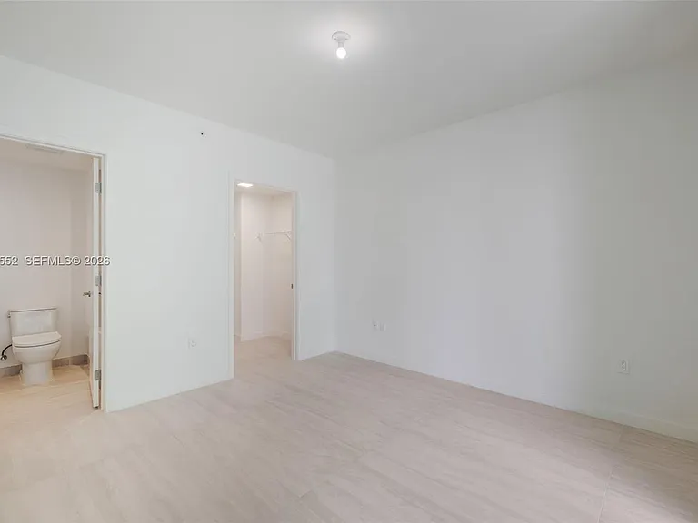 77 SE 5th St #3205 — Photo 9