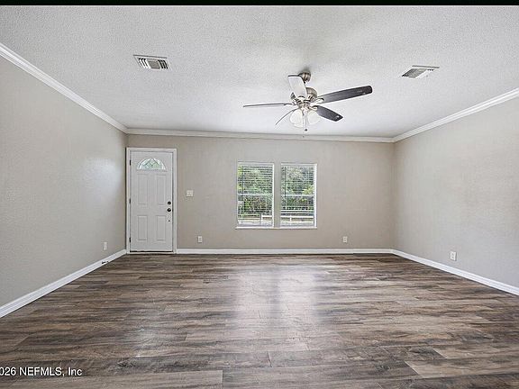 4th image of 101 MC CALL Street