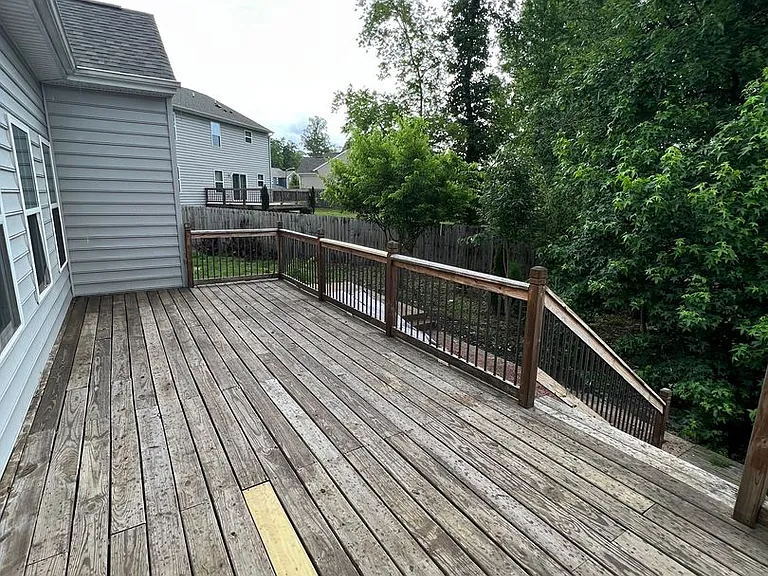 965 Eagle Pl N — Photo 23