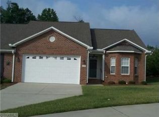 400 Peace Rollins Ct, Kernersville, NC 27284