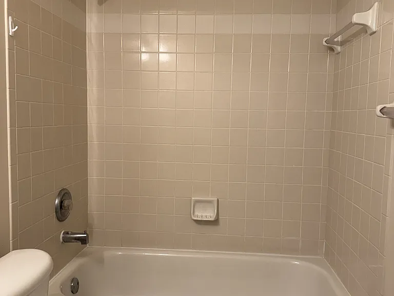 26728 Little John Ct #7 — Photo 9