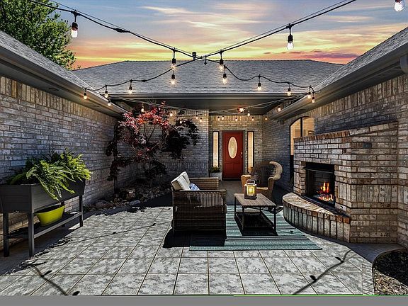 3rd image of 7532 NW 131st St
