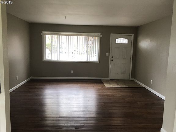 2nd image of 1209 NE 108th Ave