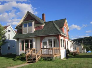 303 E Wisconsin St, Viola, WI 54664