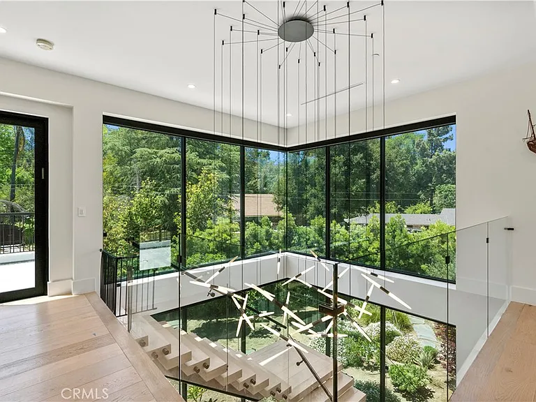 5050 Arundel Dr — Photo 43