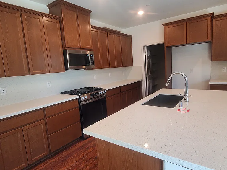 3191 Ives Ln — Photo 4