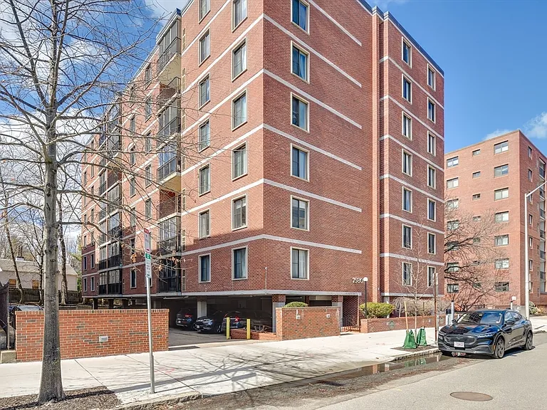 1580 Massachusetts Ave #7C — Photo 28
