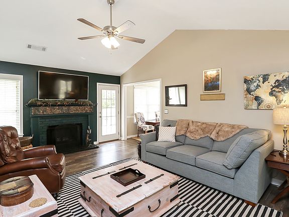 5th image of 78 River Park Way
